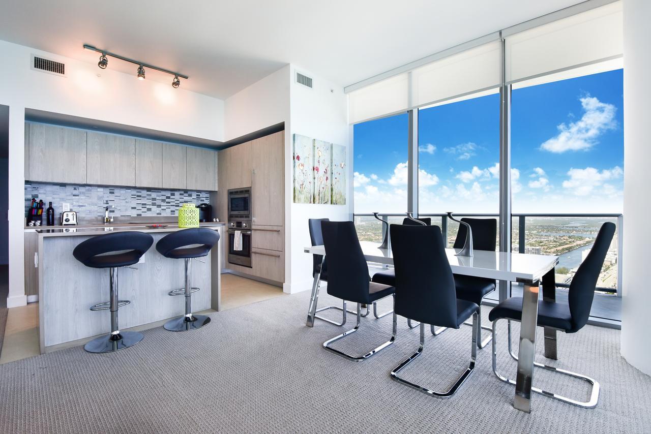 Contemporary Beach Resort Condos Dania Beach Kültér fotó