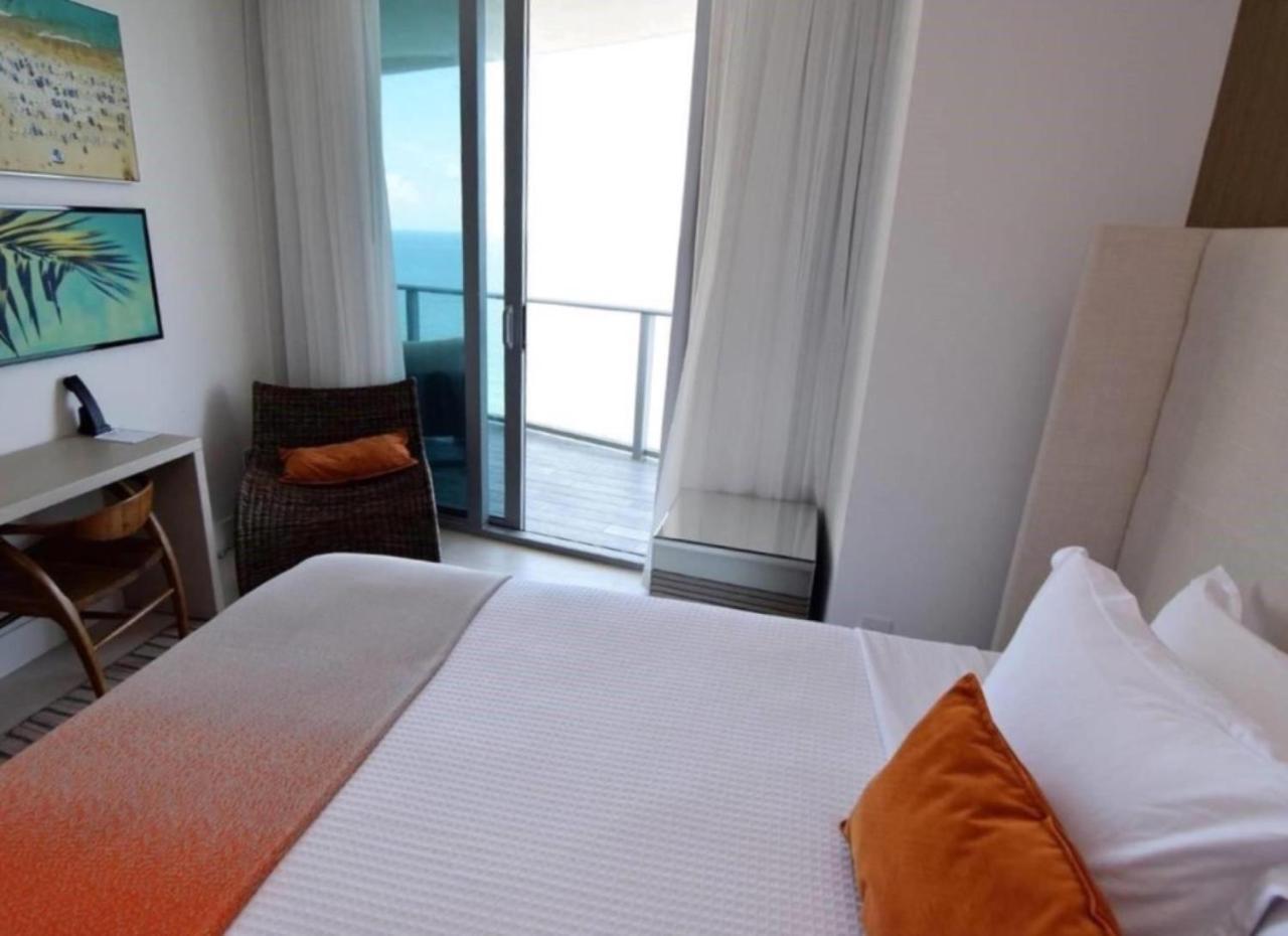 Contemporary Beach Resort Condos Dania Beach Kültér fotó