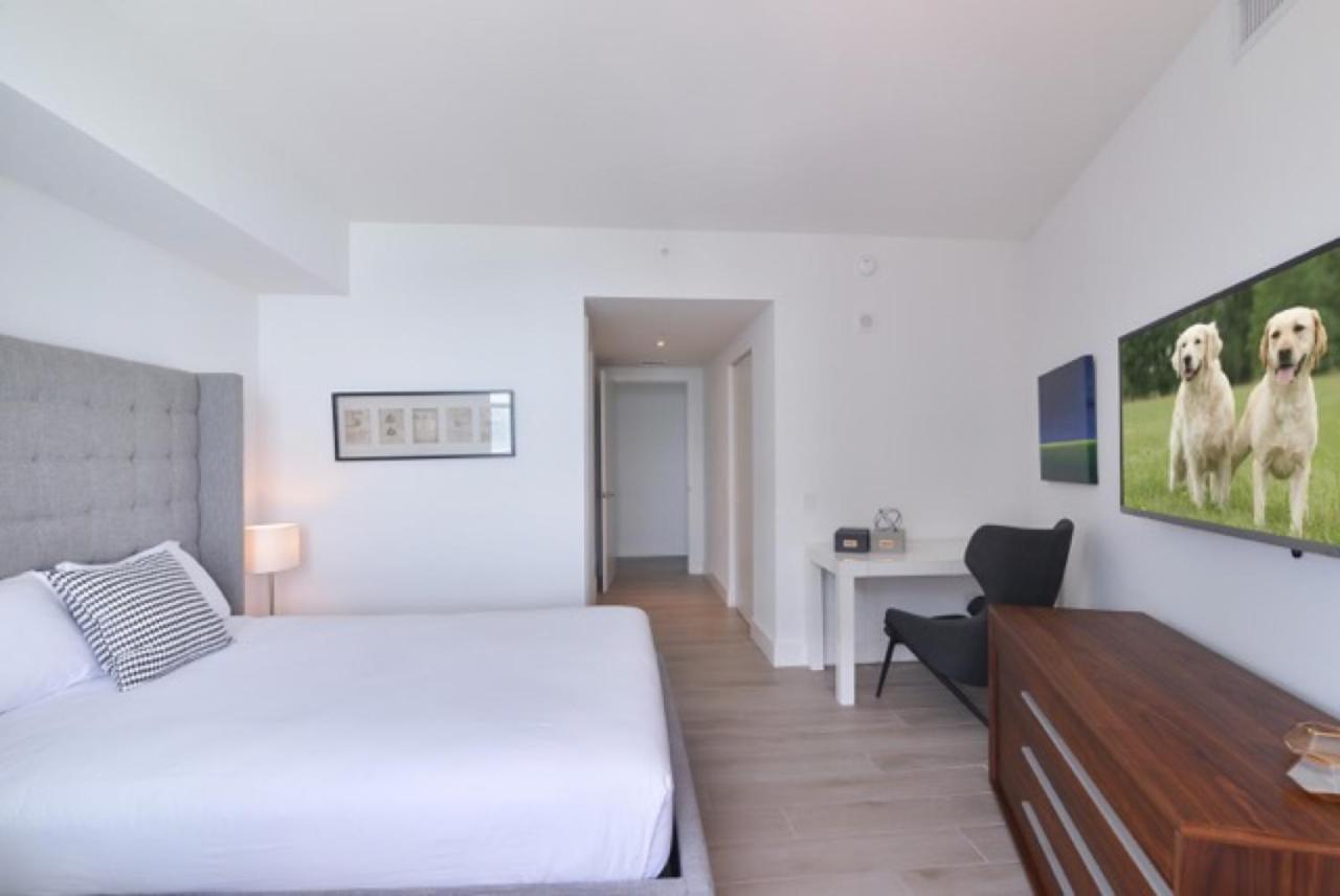 Contemporary Beach Resort Condos Dania Beach Kültér fotó