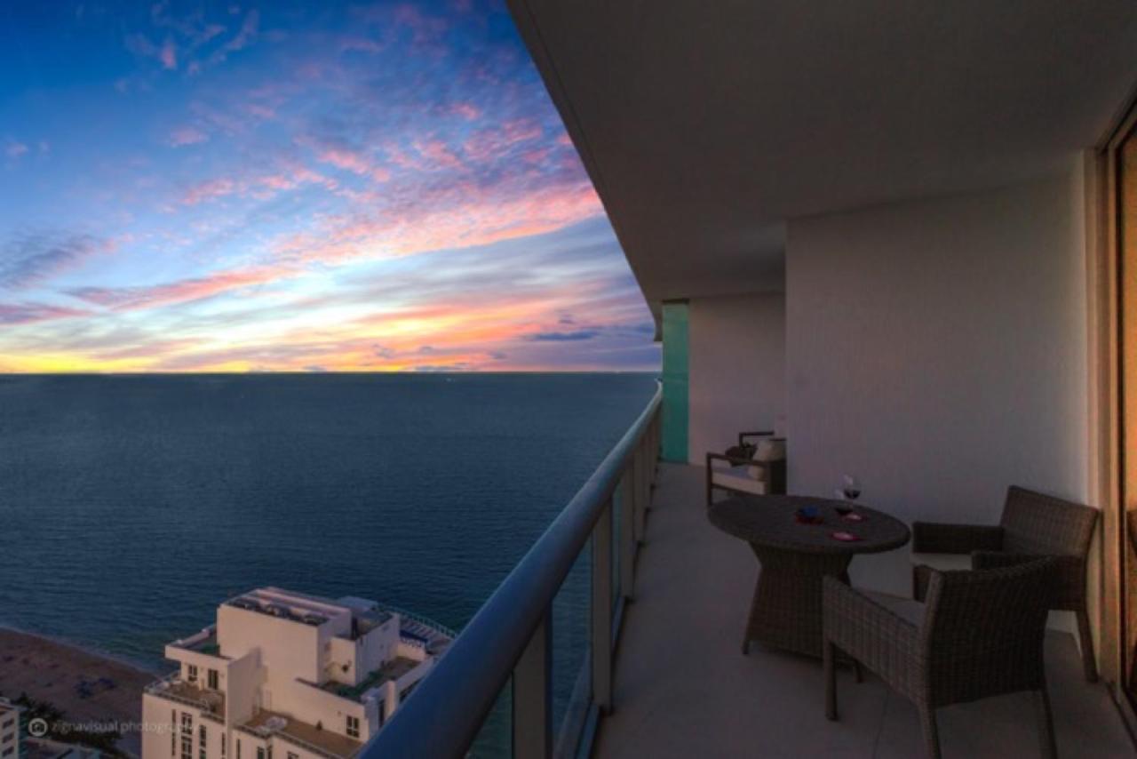 Contemporary Beach Resort Condos Dania Beach Kültér fotó